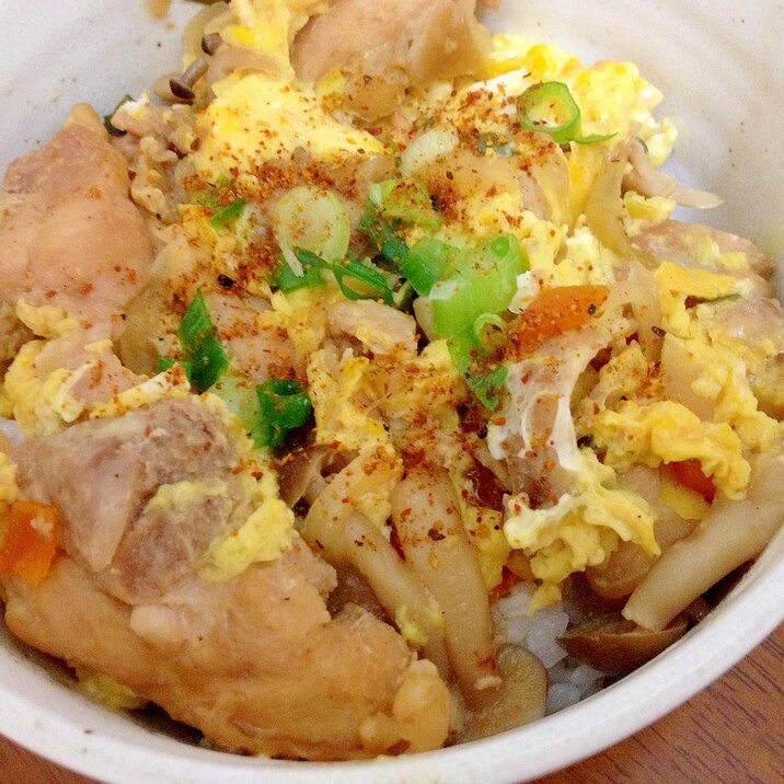 鶏ももとしめじ人参玉葱の親子丼